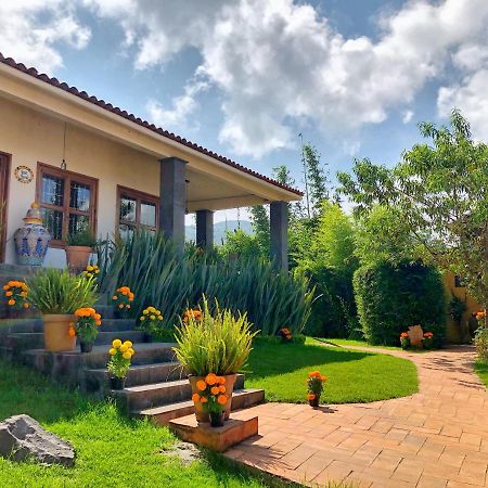 Sandunga Cabanas Boutique Tzintzuntzán エクステリア 写真