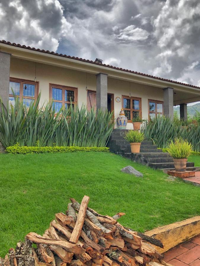 Sandunga Cabanas Boutique Tzintzuntzán エクステリア 写真